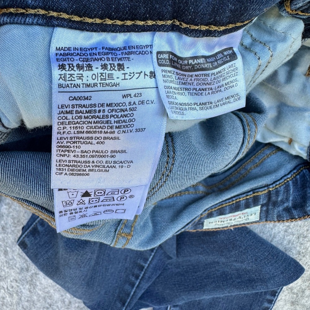 Levis Premium 711 Skinny Jeans Dark Wash Indigo Blue Denim Size 26 x 32 - Picture 3 of 16